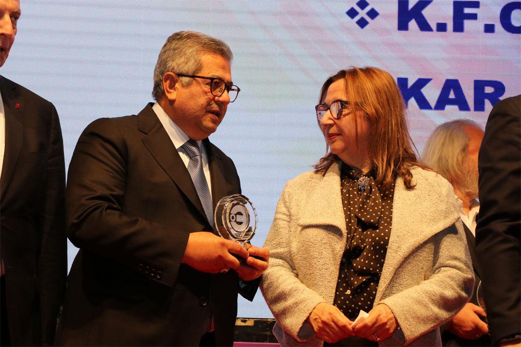 ESBAŞ RECEIVES TWO AWARDS FOR PERFORMANCE ON INVESTMENT AND TAX 